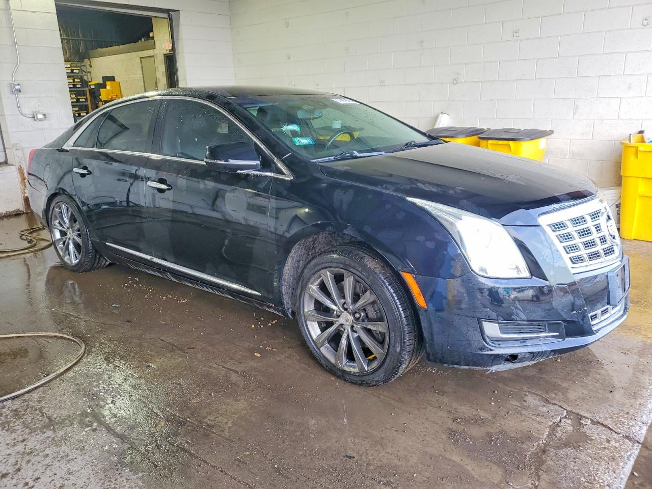2013 CADILLAC XTS photo 4
