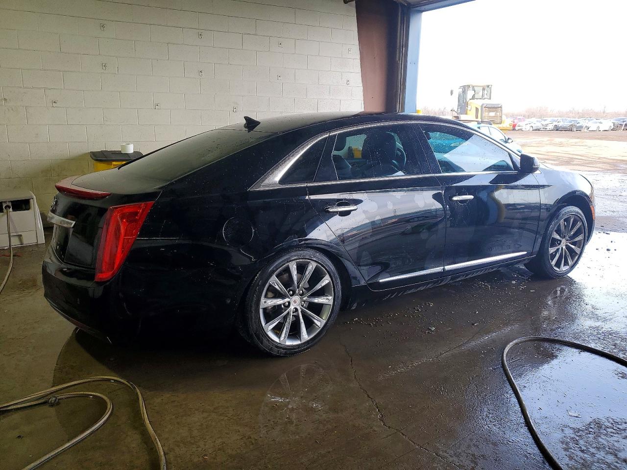 2013 CADILLAC XTS photo 3