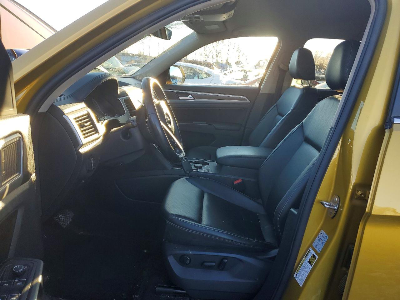 2018 VOLKSWAGEN ATLAS SE photo 7