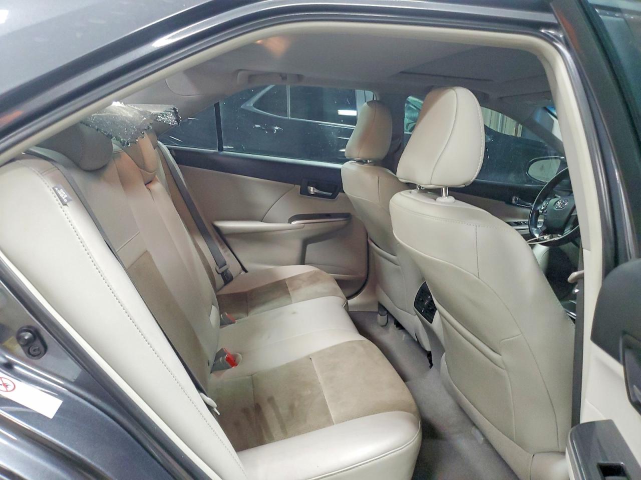 2012 TOYOTA CAMRY HYBRID photo 10