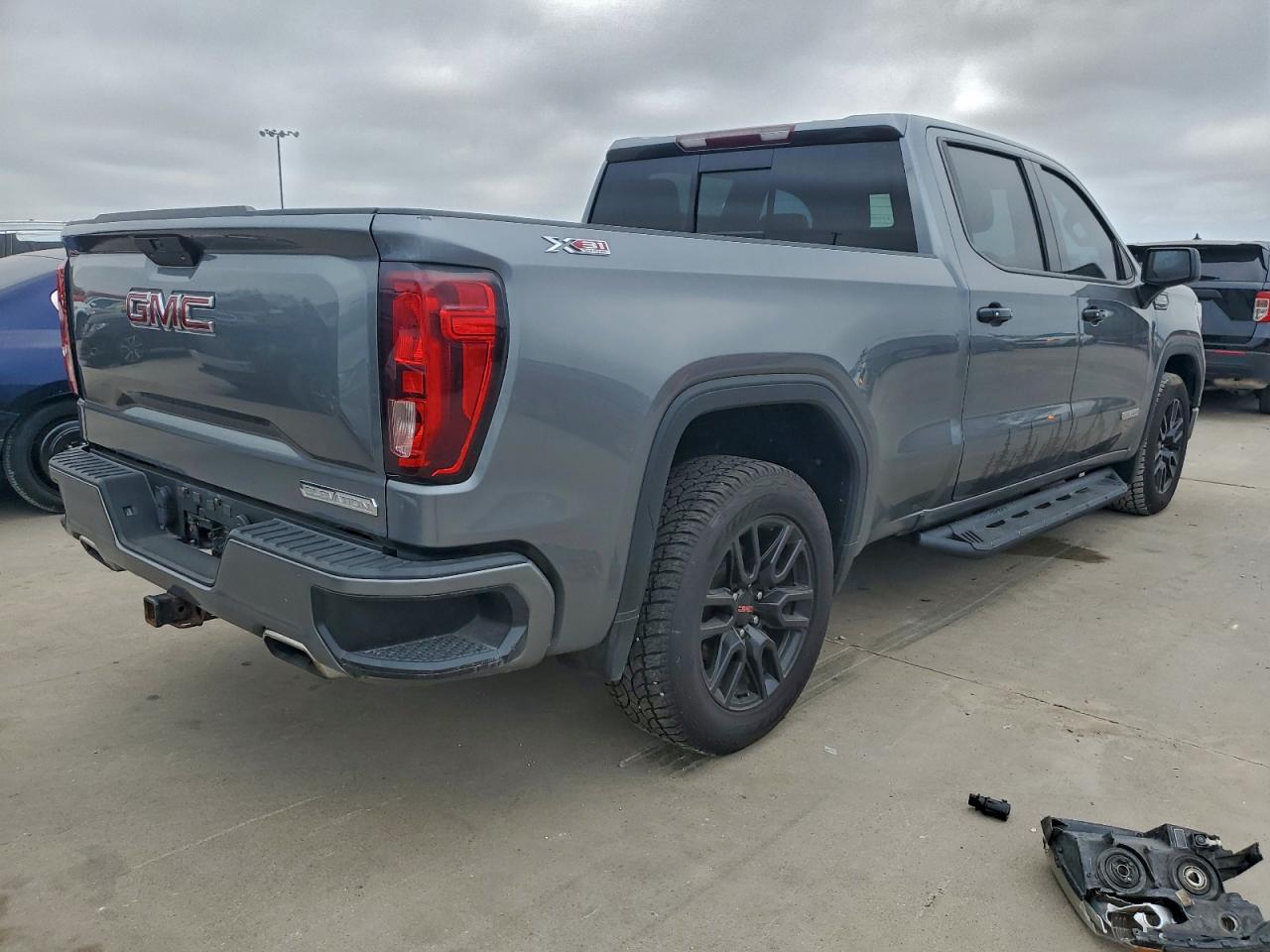 2020 GMC SIERRA K1500 ELEVATION photo 3