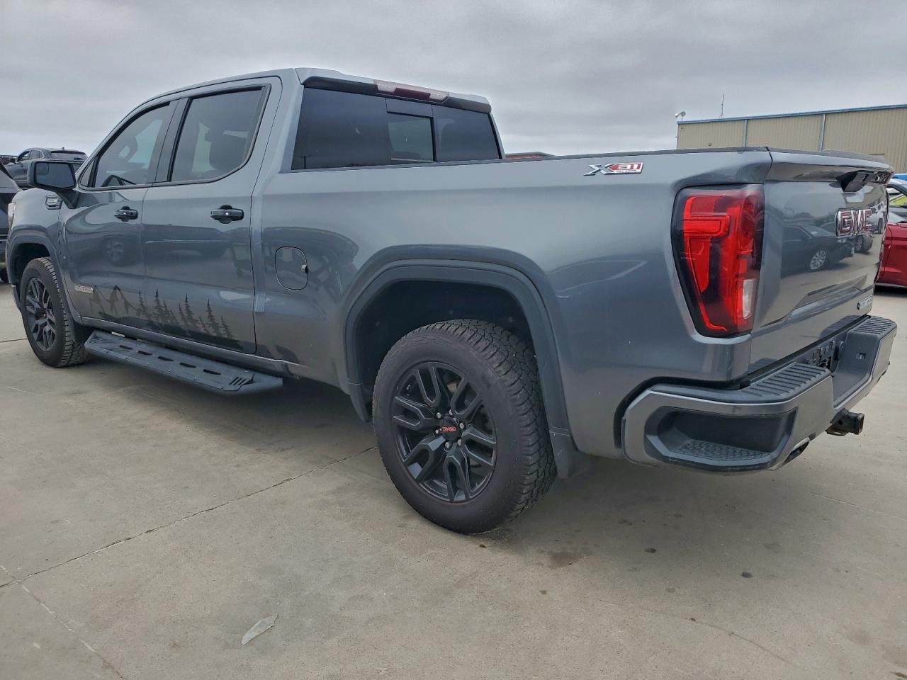 2020 GMC SIERRA K1500 ELEVATION photo 2