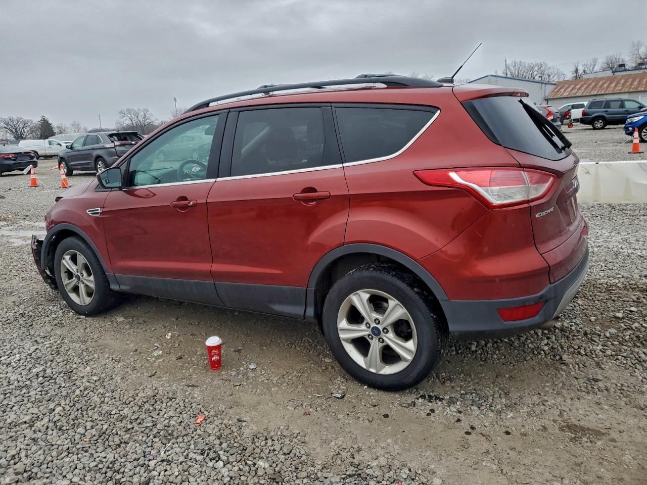 2014 FORD ESCAPE SE photo 2