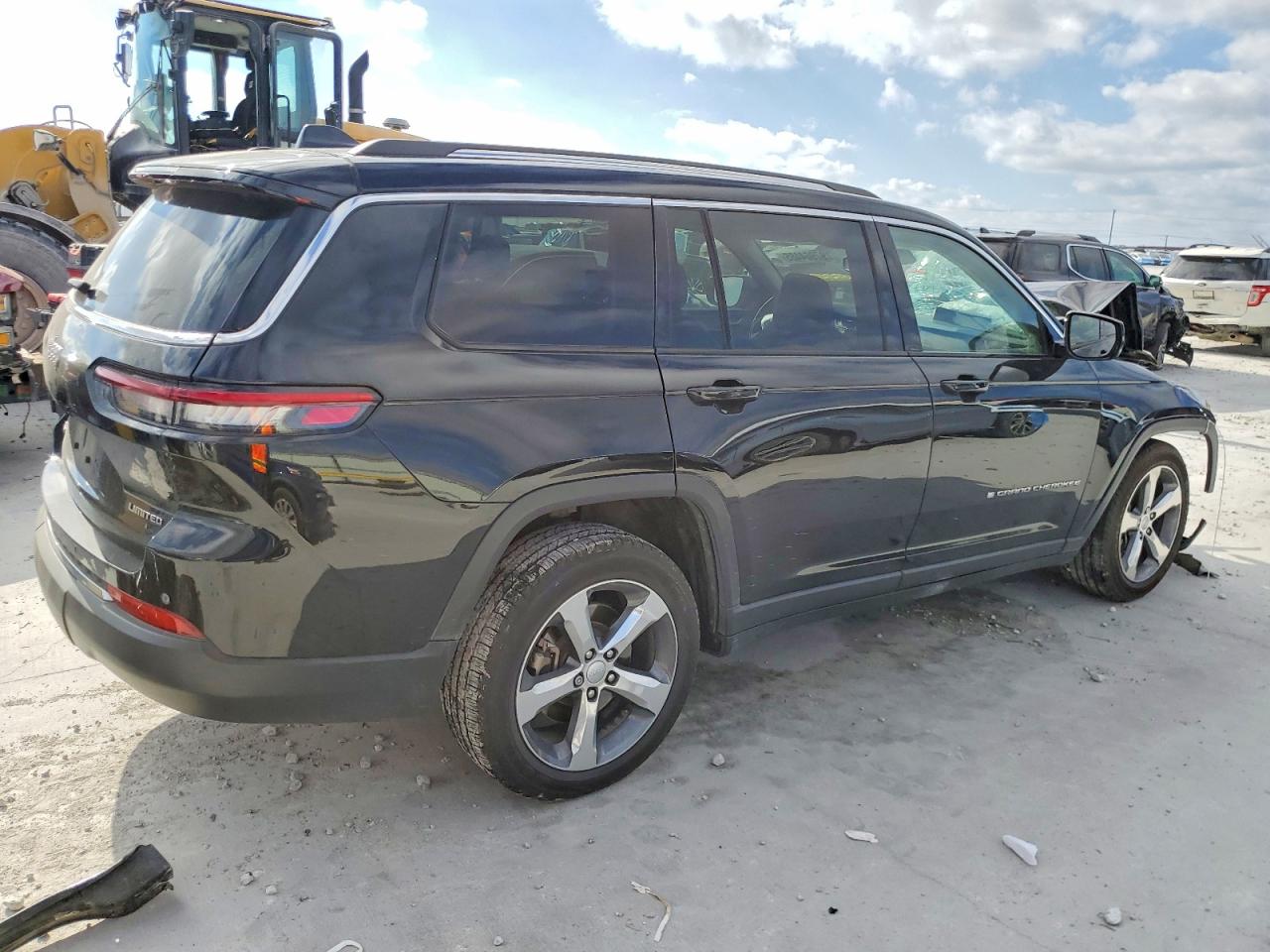 2022 JEEP GRAND CHEROKEE L LIMITED photo 3