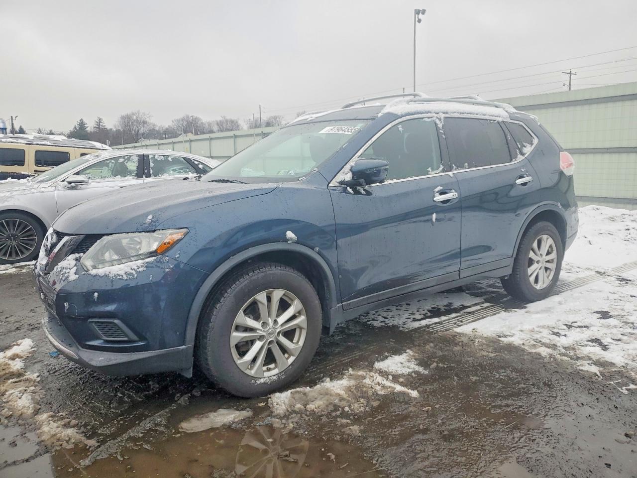 2016 NISSAN ROGUE