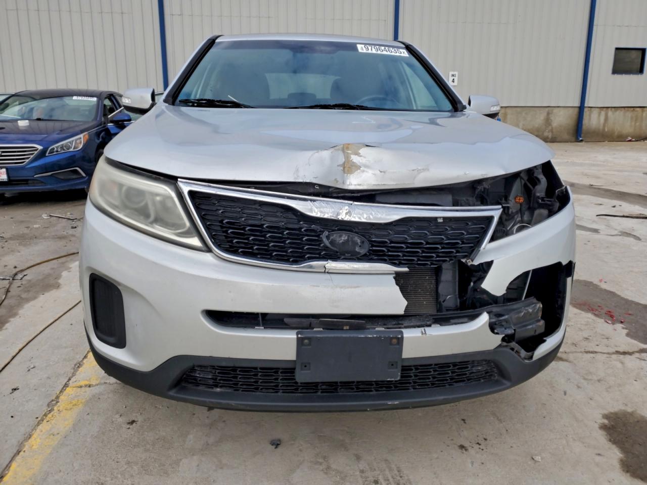 2014 KIA SORENTO LX photo 5