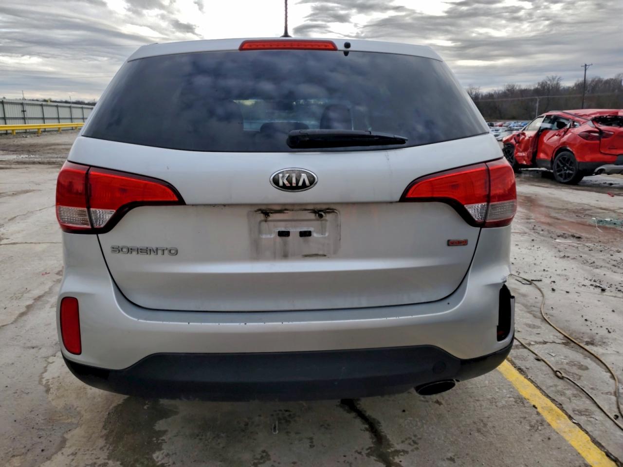 2014 KIA SORENTO LX photo 6
