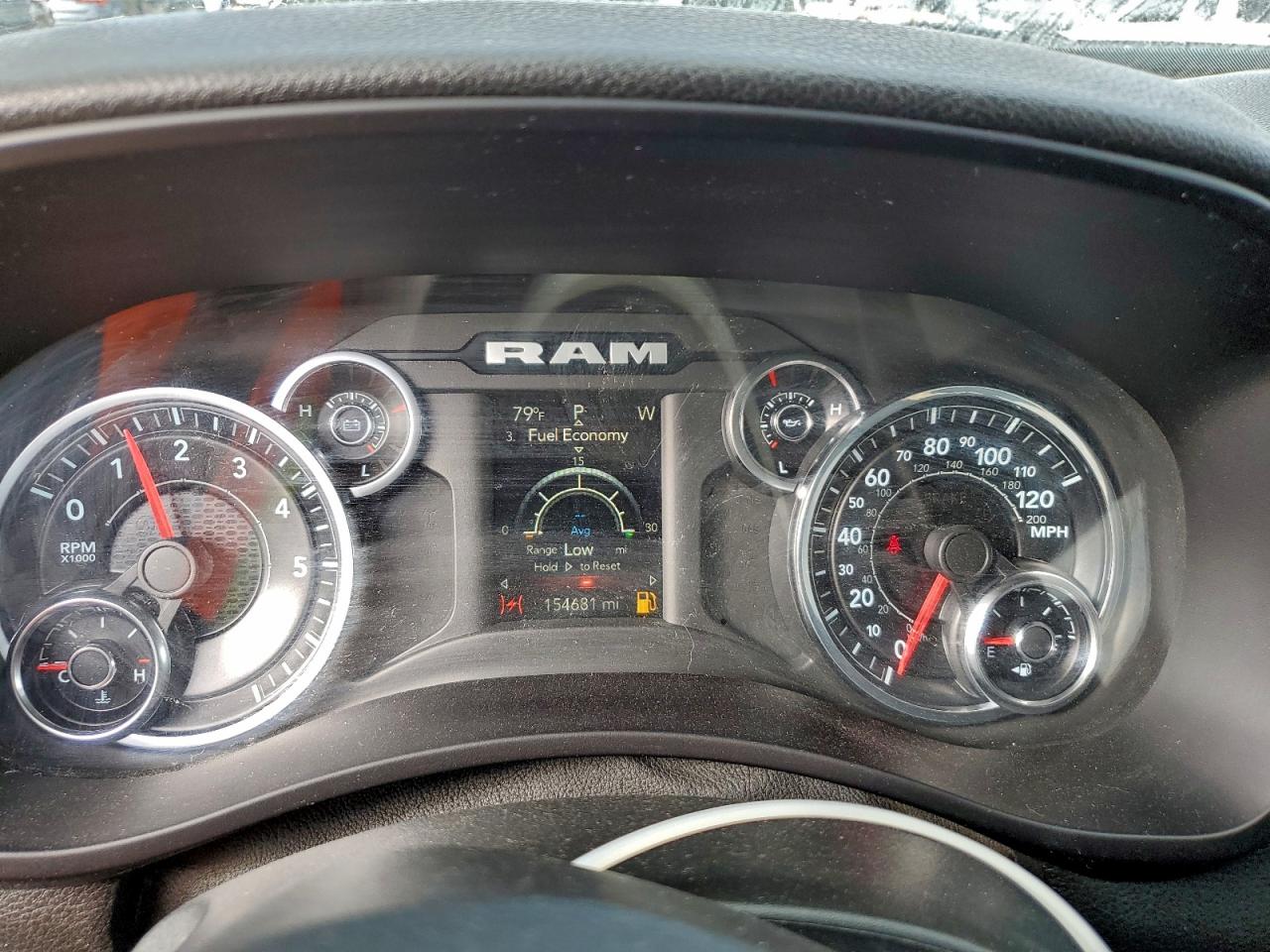 2022 RAM 3500 TRADESMAN photo 9