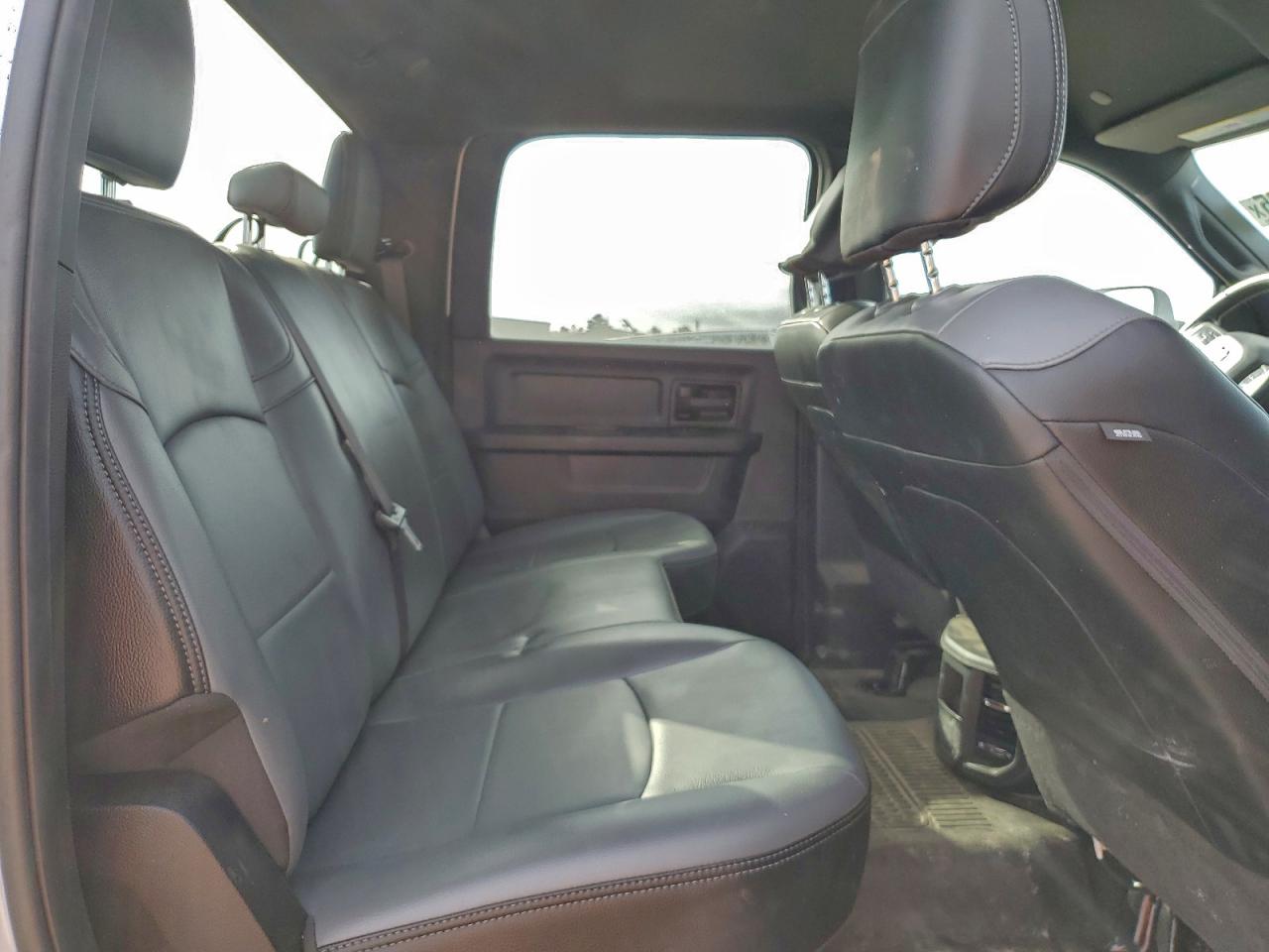 2022 RAM 3500 TRADESMAN photo 10