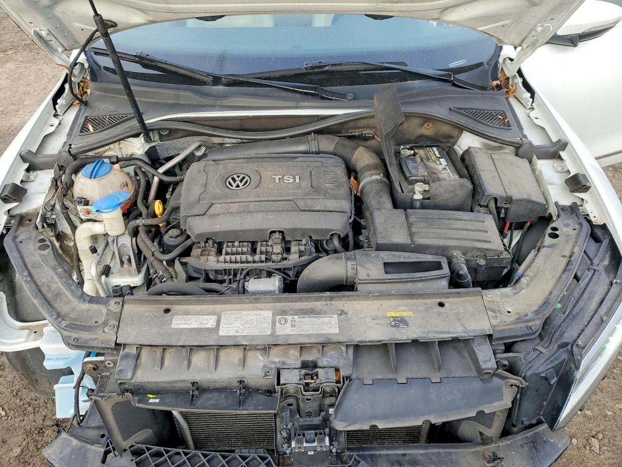 2017 VOLKSWAGEN PASSAT SEL PREMIUM photo 11