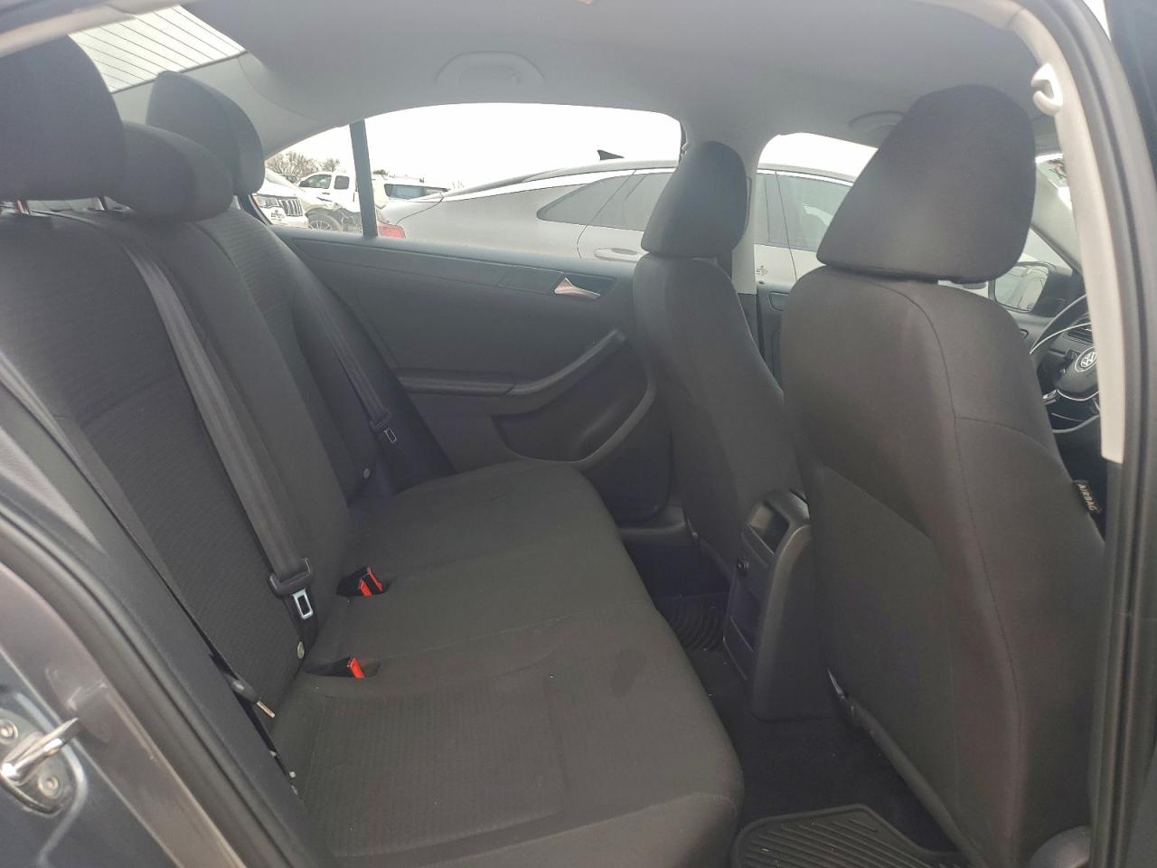 2016 VOLKSWAGEN JETTA S photo 10