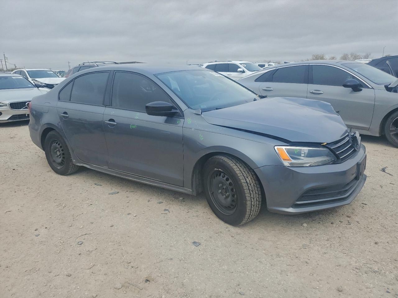 2016 VOLKSWAGEN JETTA S photo 4