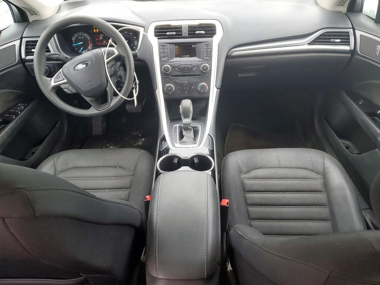 2015 FORD FUSION SE photo 8