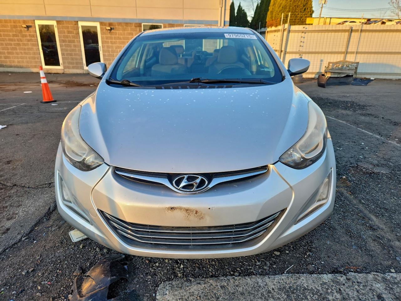 2015 HYUNDAI ELANTRA SE photo 9