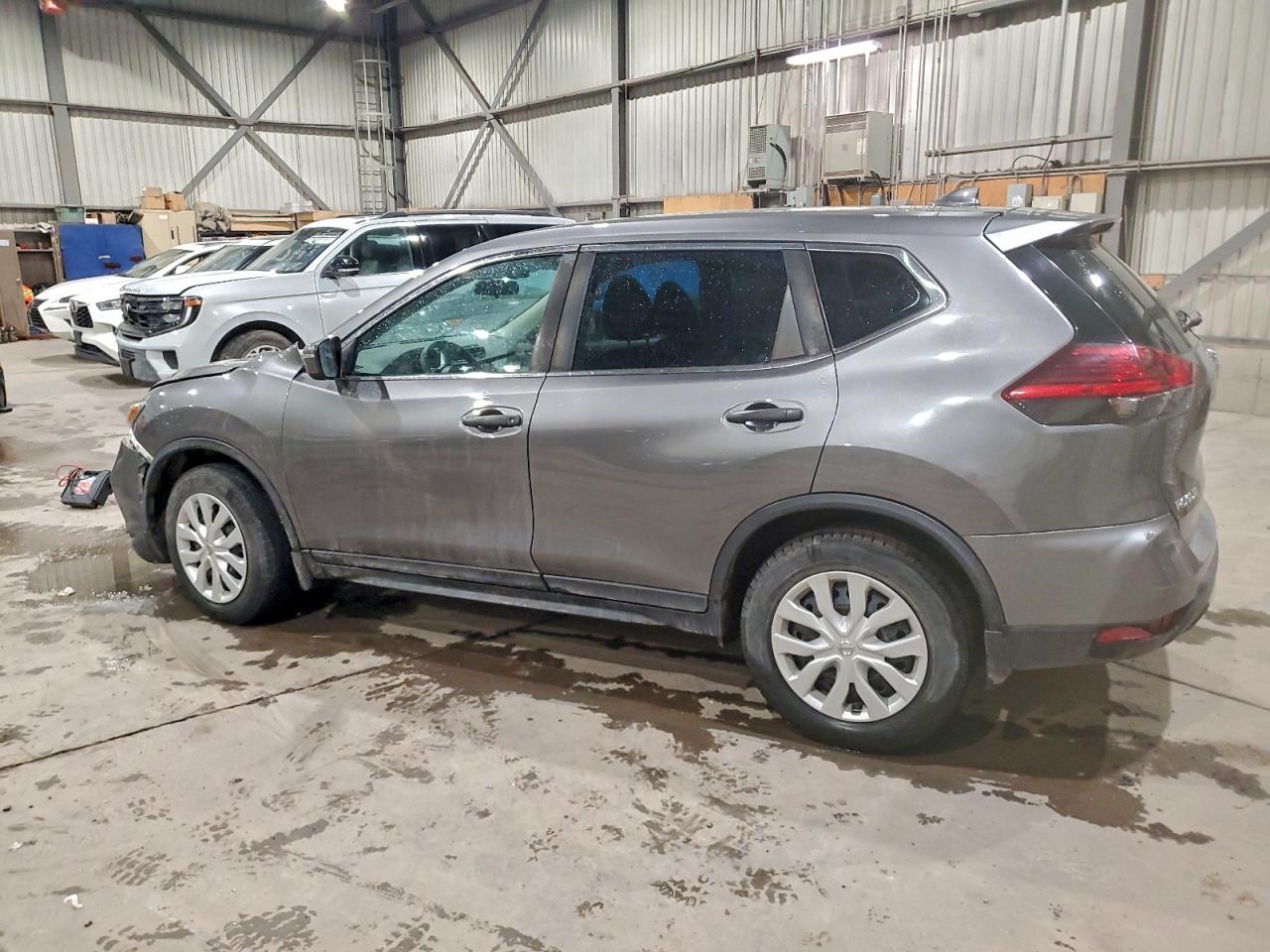 2017 NISSAN ROGUE S photo 3