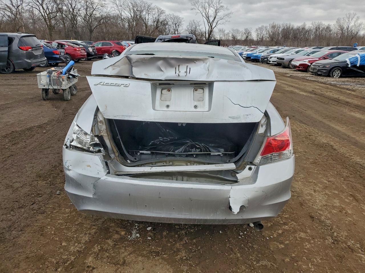 2009 HONDA ACCORD LX photo 16