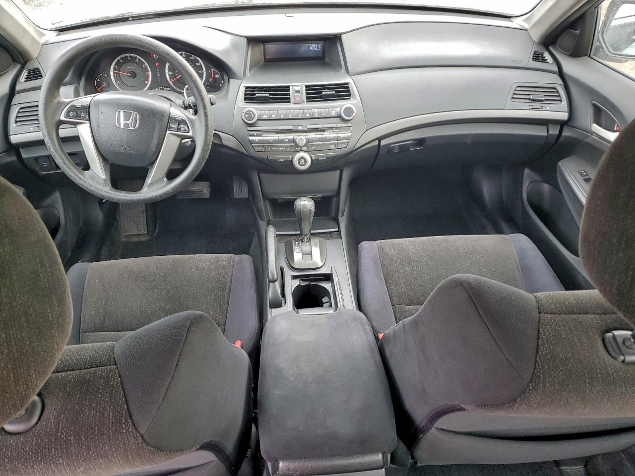 2009 HONDA ACCORD LX photo 22