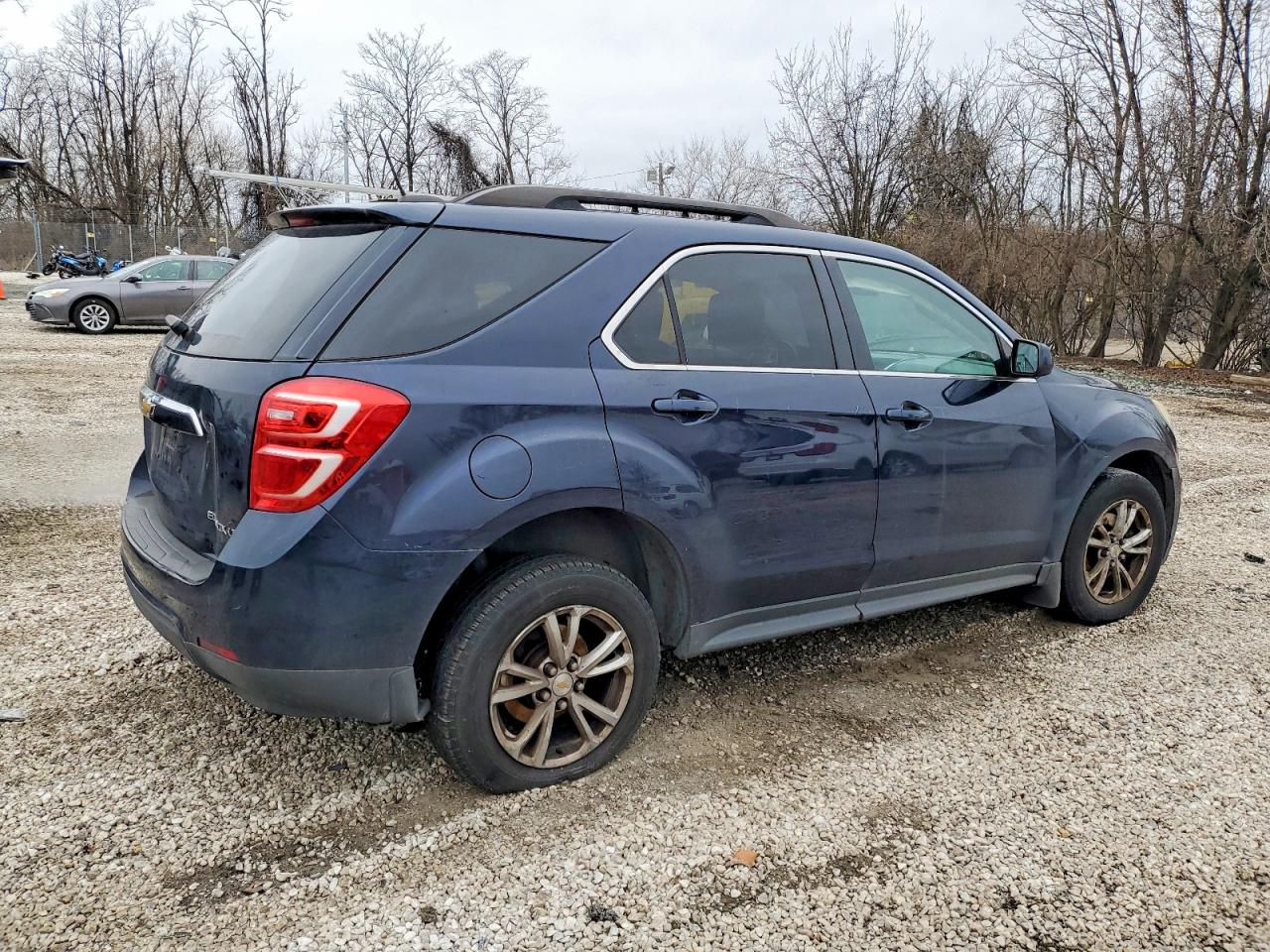 2016 CHEVROLET EQUINOX LT photo 3