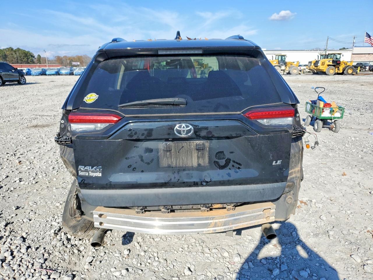 2021 TOYOTA RAV4 LE photo 6