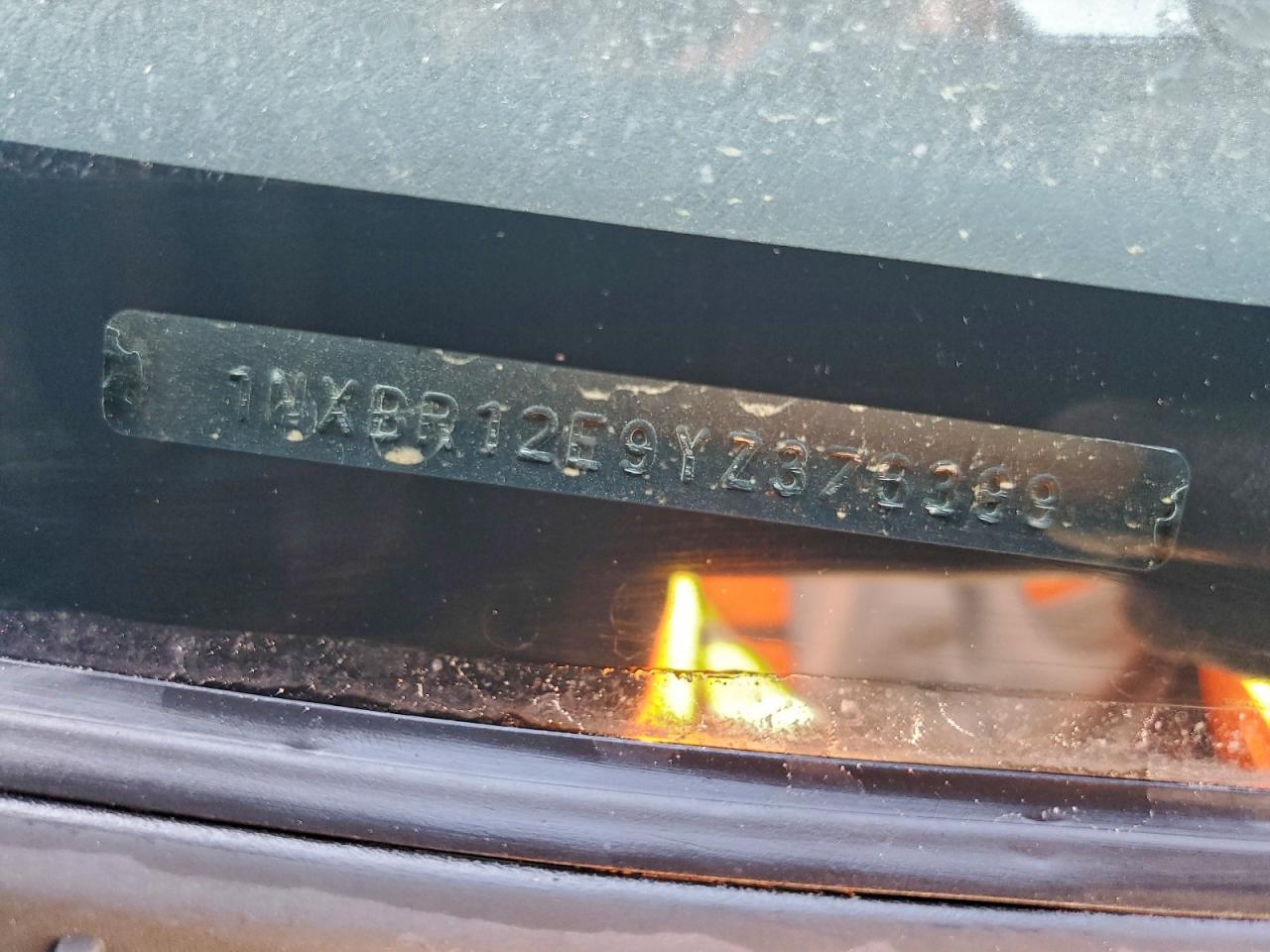 2000 TOYOTA COROLLA VE photo 12