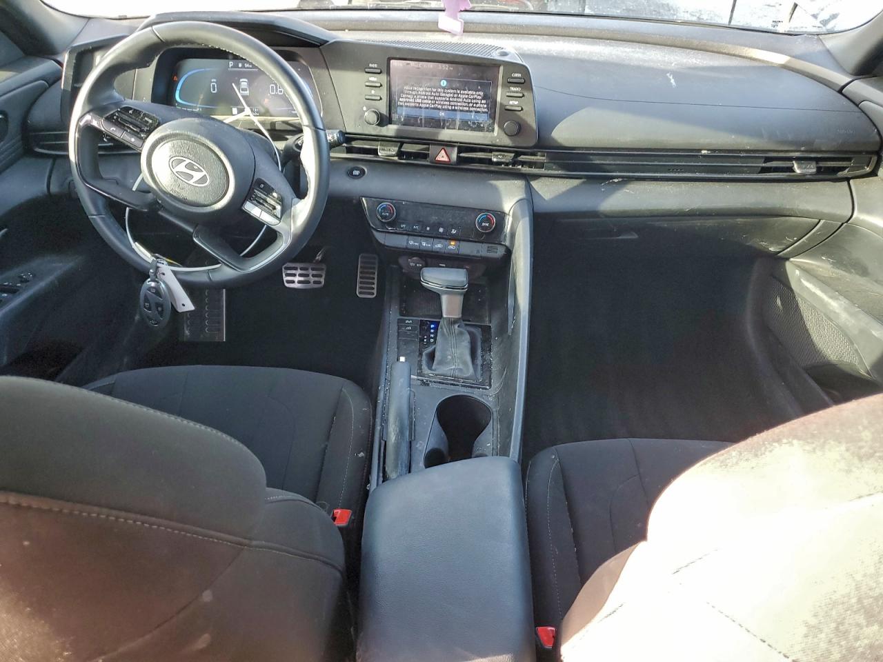 2025 HYUNDAI ELANTRA SEL SPORT photo 8