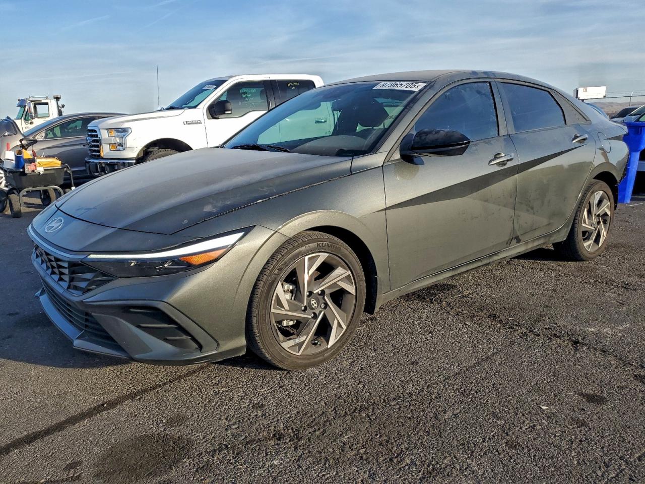2025 HYUNDAI ELANTRA
