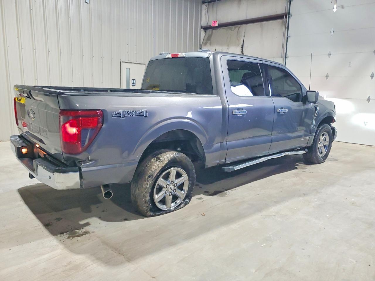 2024 FORD F150 XLT photo 3