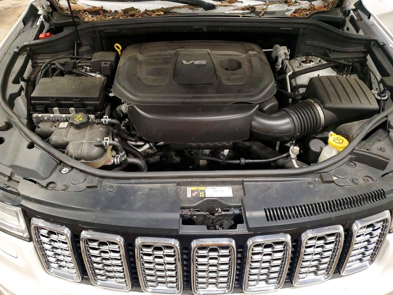 2018 JEEP GRAND CHEROKEE SUMMIT photo 12
