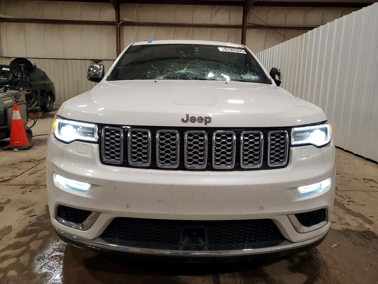2018 JEEP GRAND CHEROKEE SUMMIT photo 5