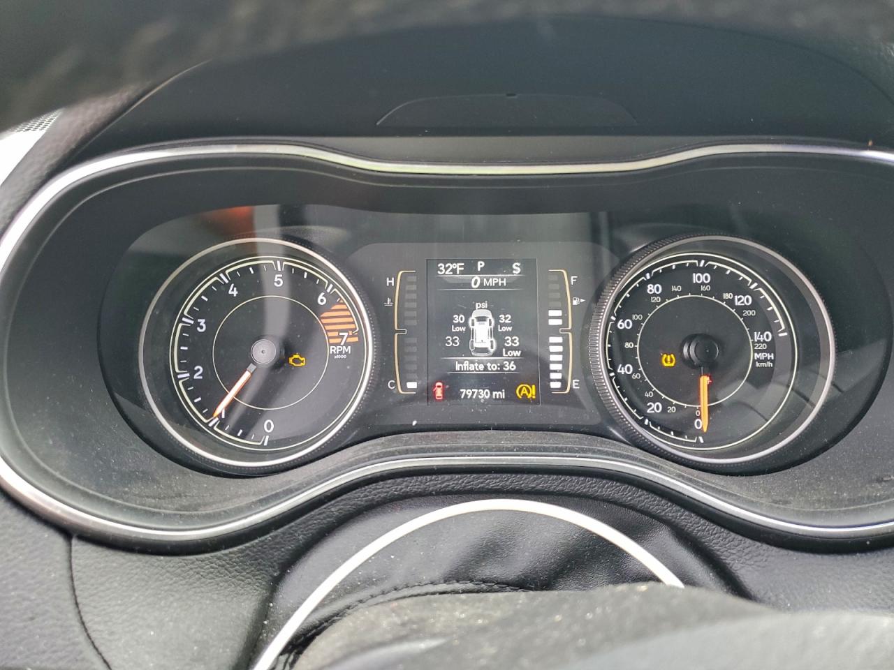 2019 JEEP CHEROKEE LATITUDE photo 9