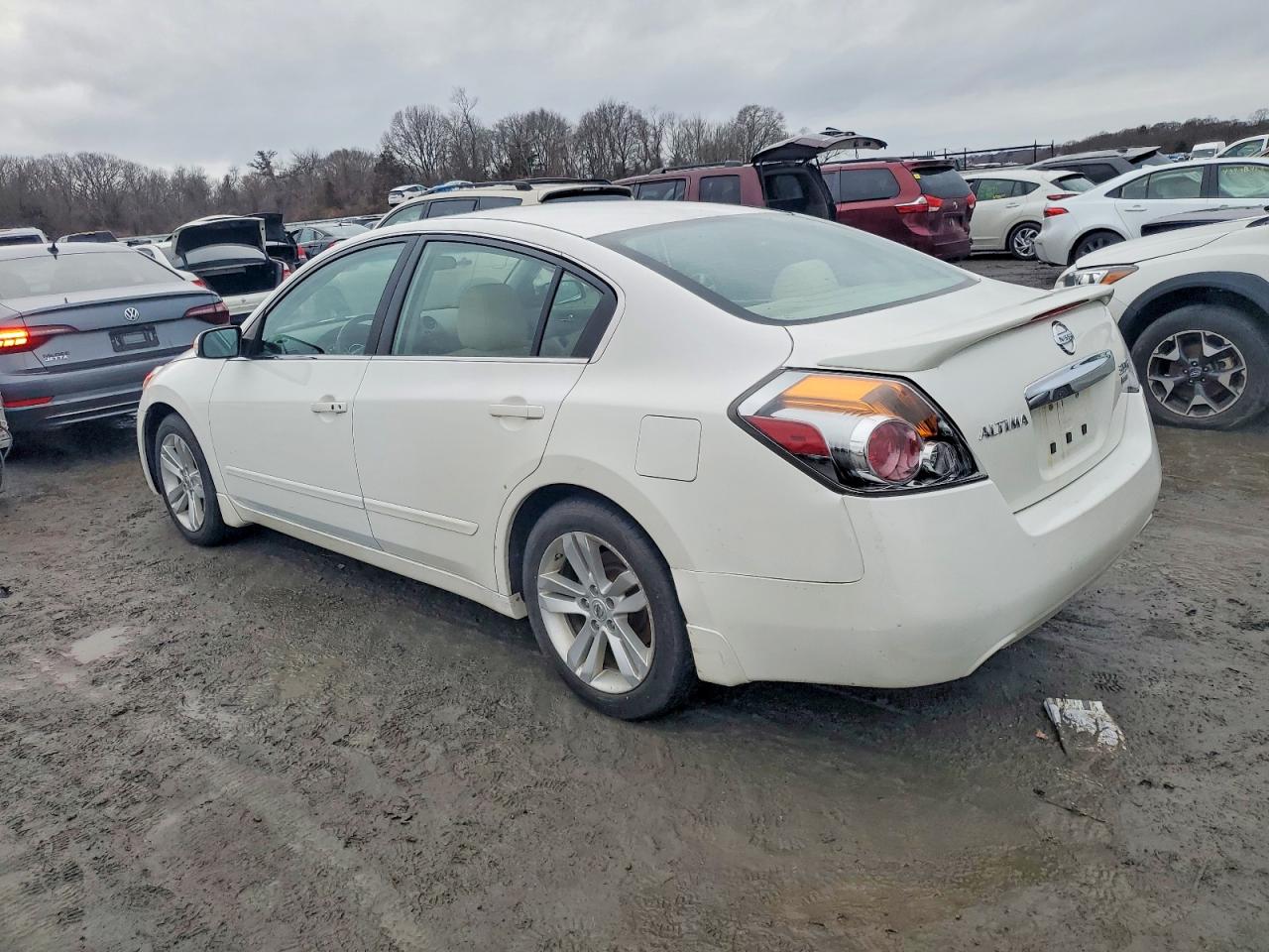 2011 NISSAN ALTIMA SR photo 2