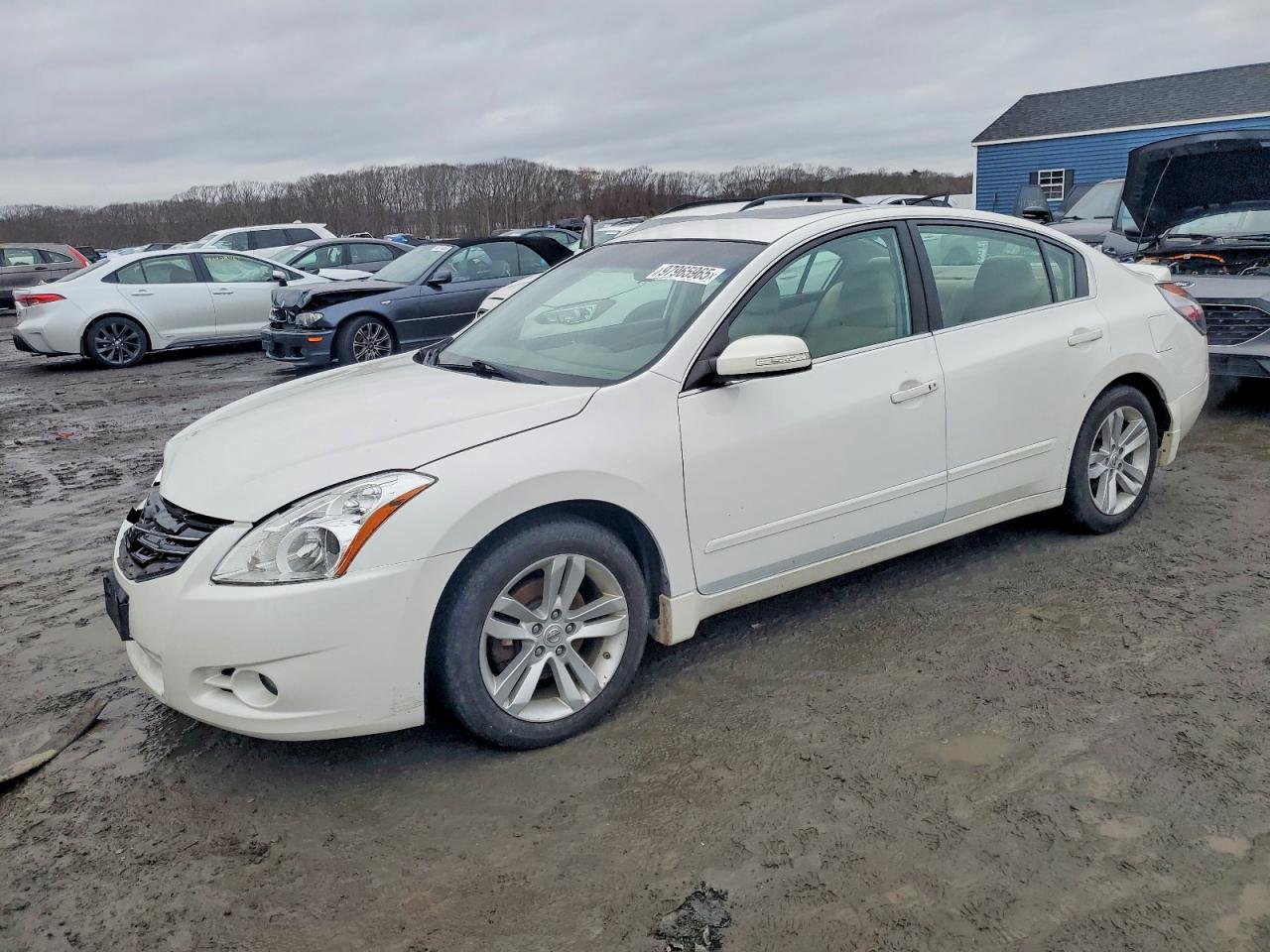 2011 NISSAN ALTIMA