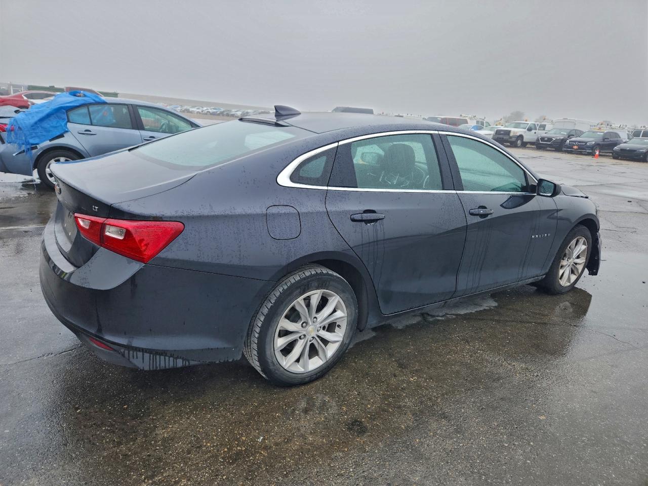 2023 CHEVROLET MALIBU LT photo 3