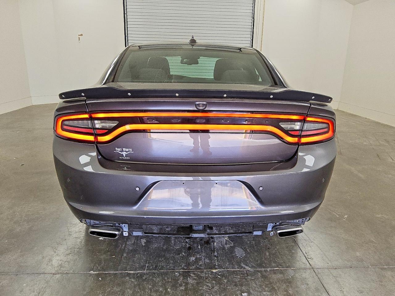2020 DODGE CHARGER SXT photo 6