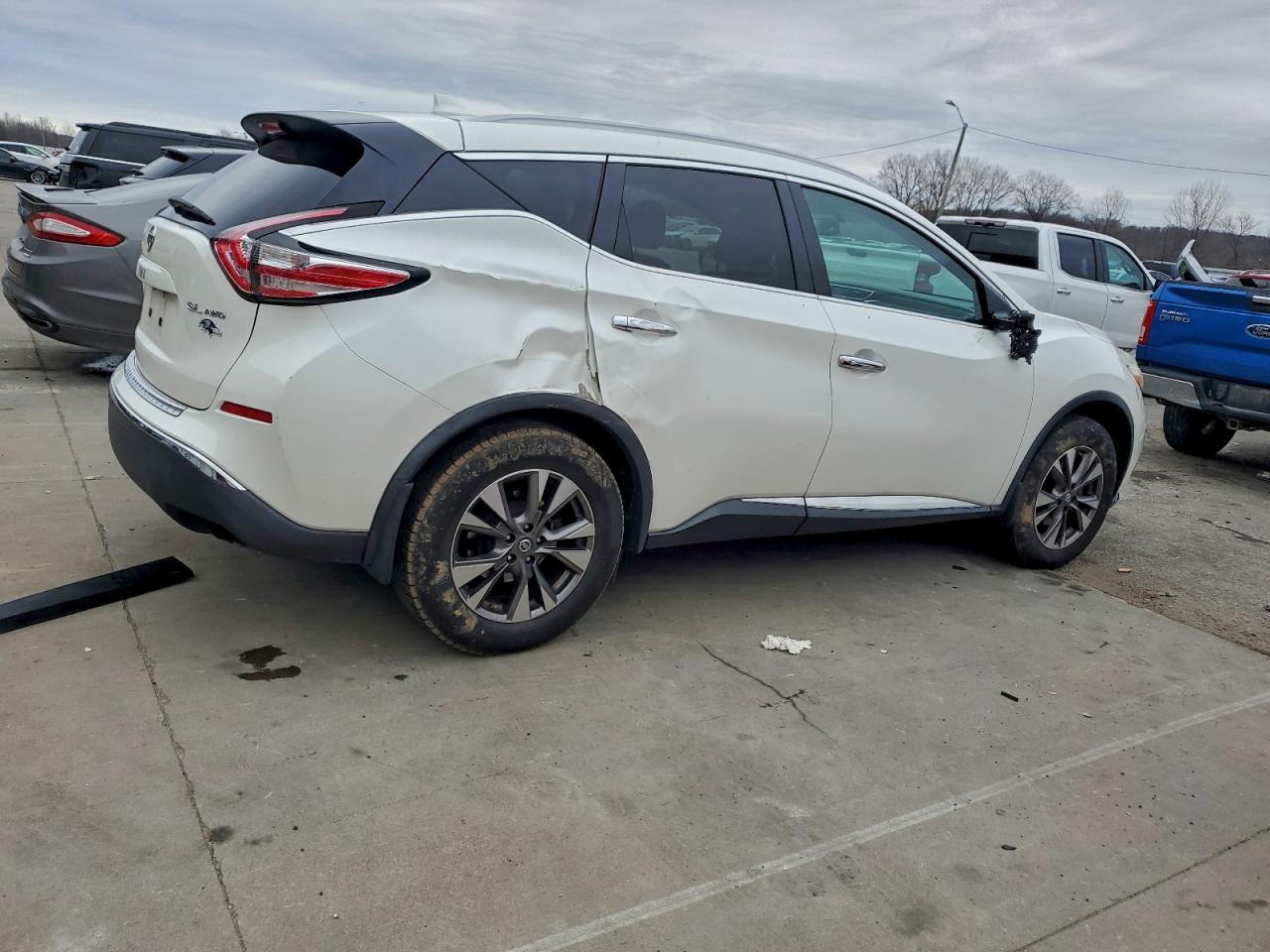 2017 NISSAN MURANO S photo 3
