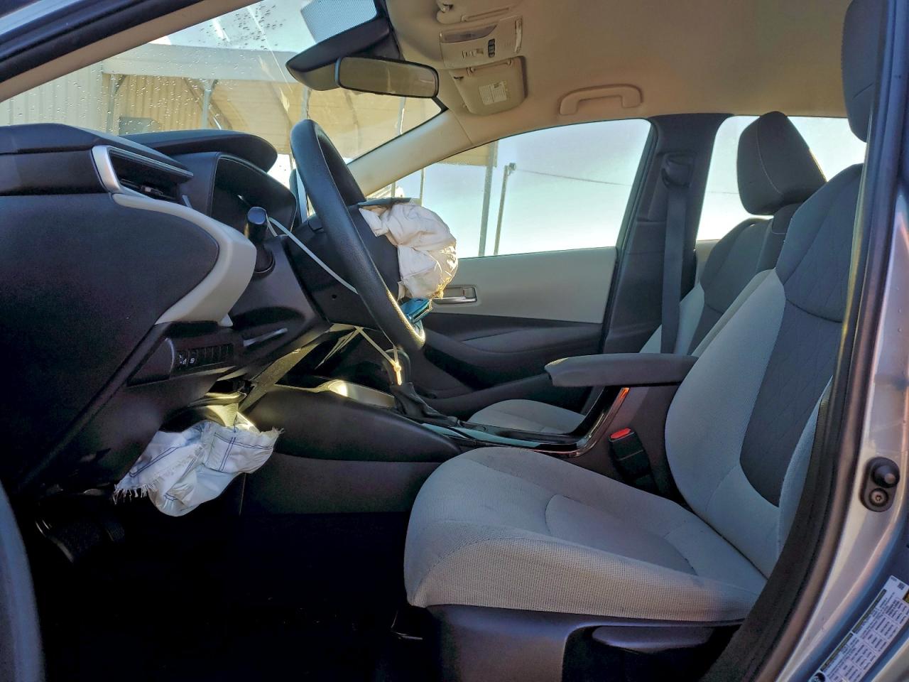 2020 TOYOTA COROLLA LE photo 7