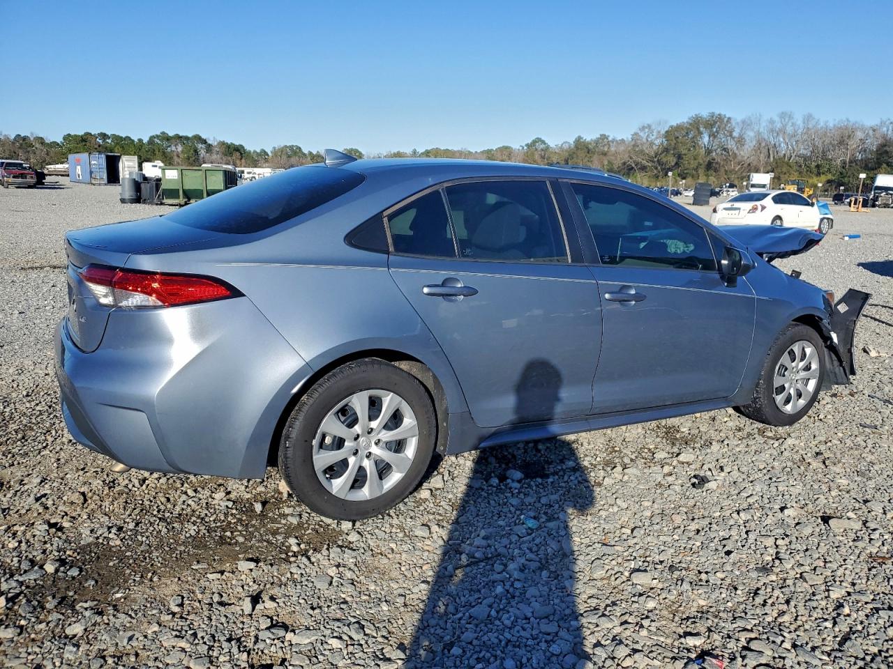 2020 TOYOTA COROLLA LE photo 3