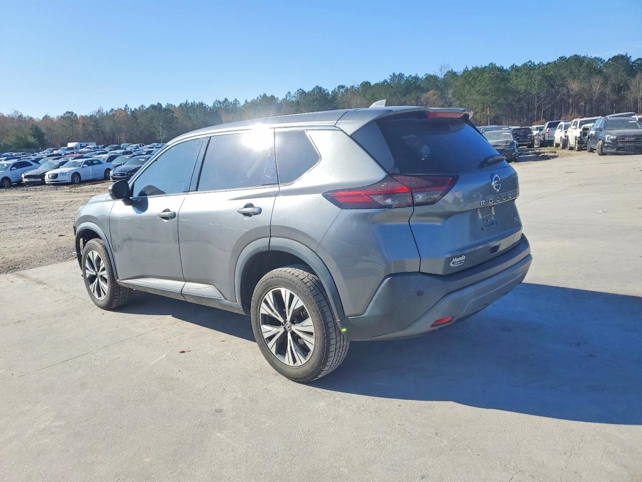 2021 NISSAN ROGUE SV photo 2
