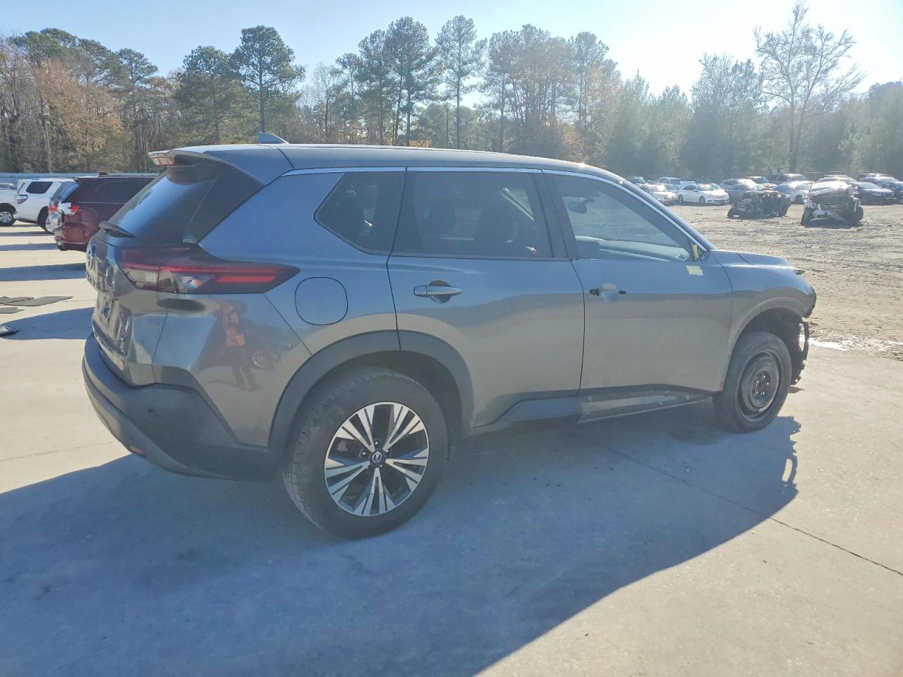 2021 NISSAN ROGUE SV photo 3