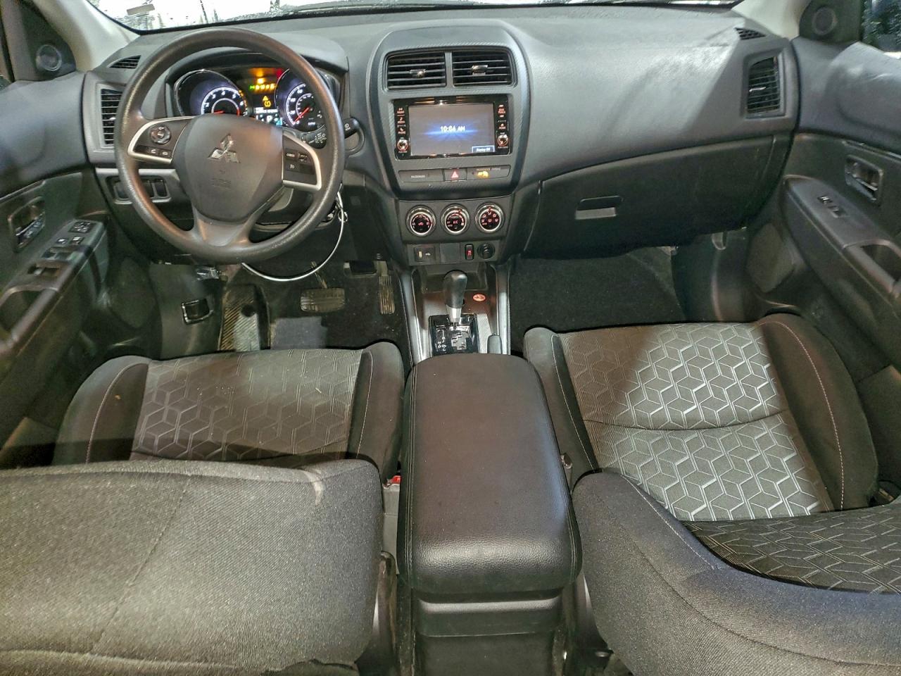 2024 MITSUBISHI OUTLANDER SPORT S/SE photo 8