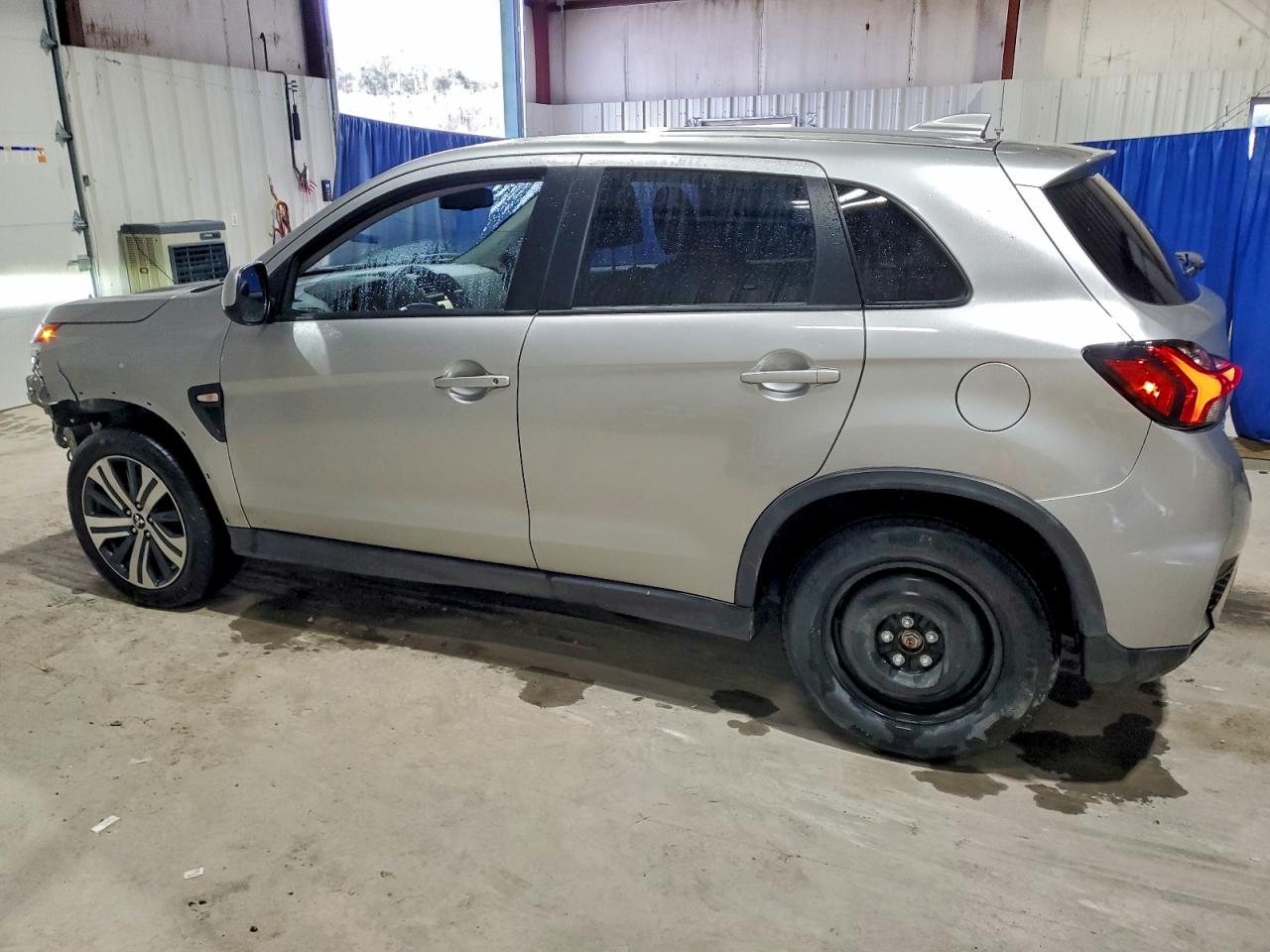 2024 MITSUBISHI OUTLANDER SPORT S/SE photo 2