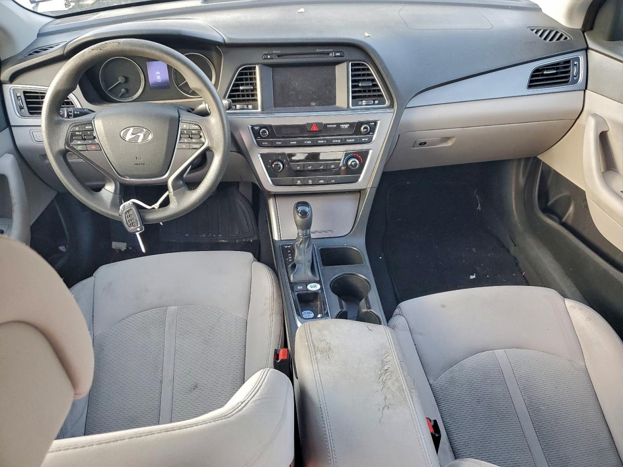 2016 HYUNDAI SONATA SE photo 8