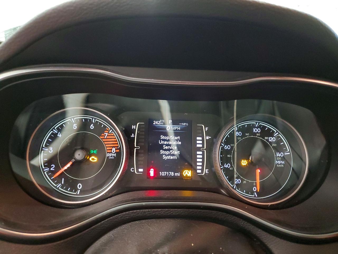 2019 JEEP CHEROKEE LATITUDE PLUS photo 9