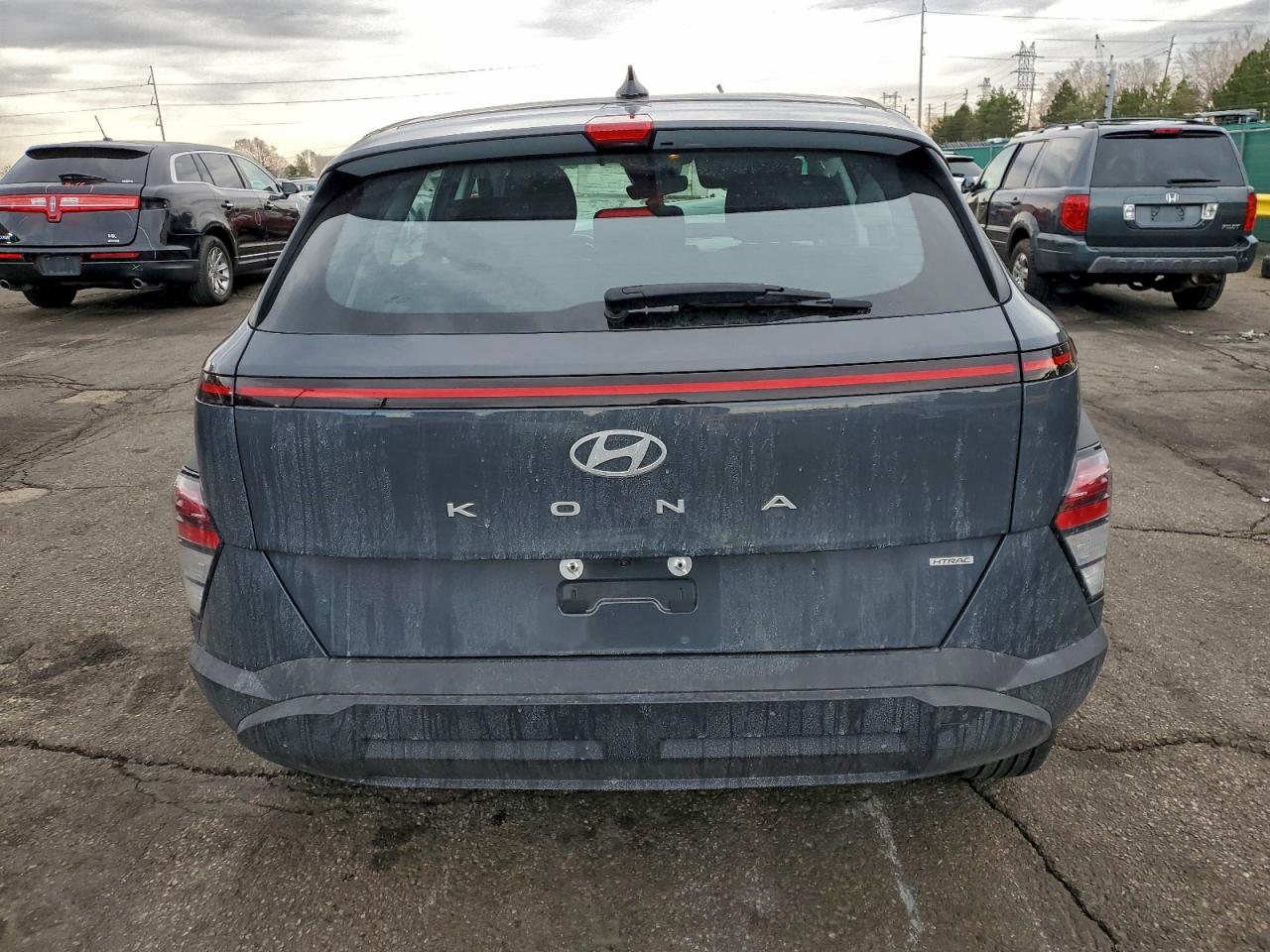 2024 HYUNDAI KONA SE photo 11