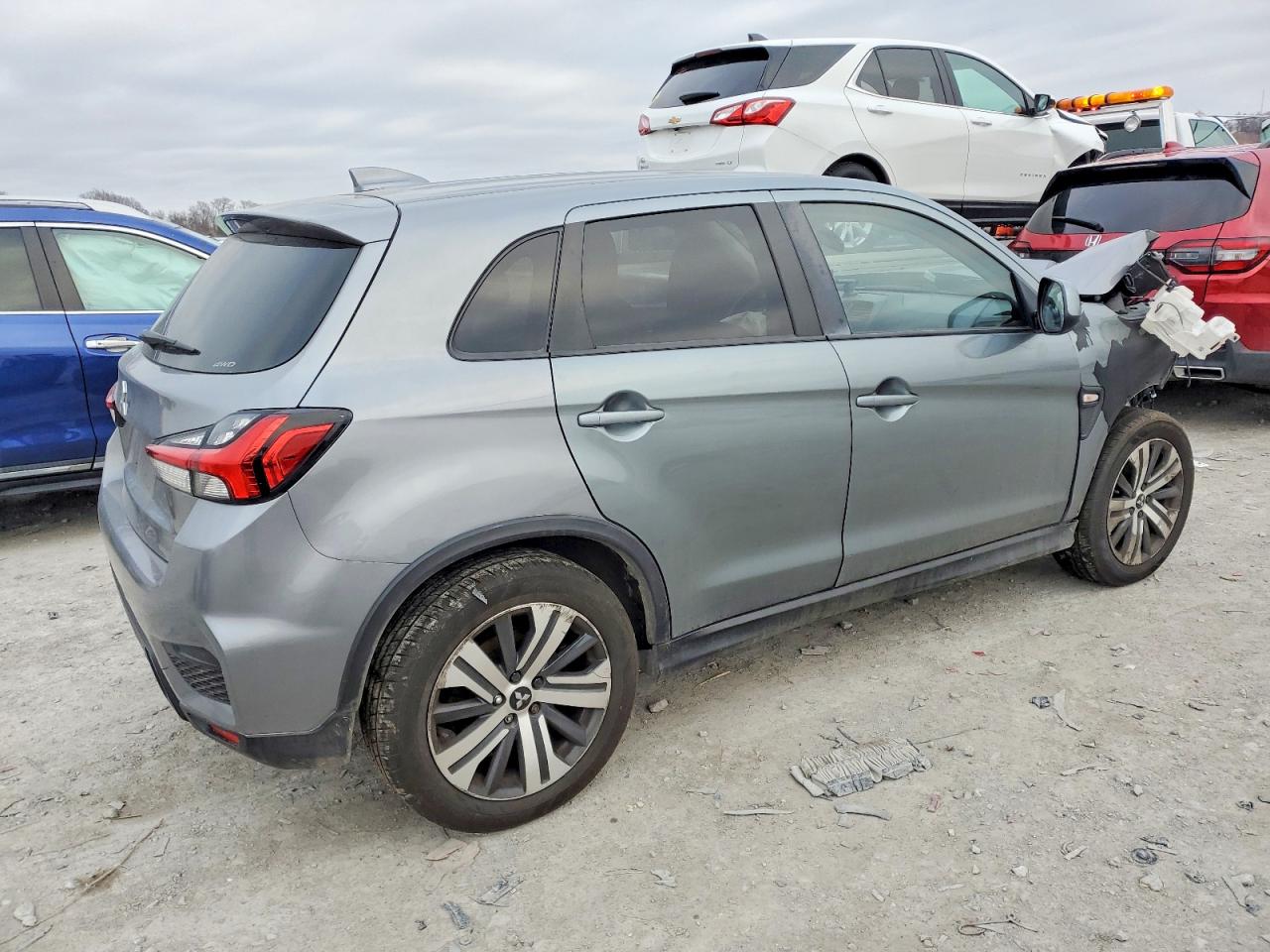 2022 MITSUBISHI OUTLANDER SPORT ES photo 3