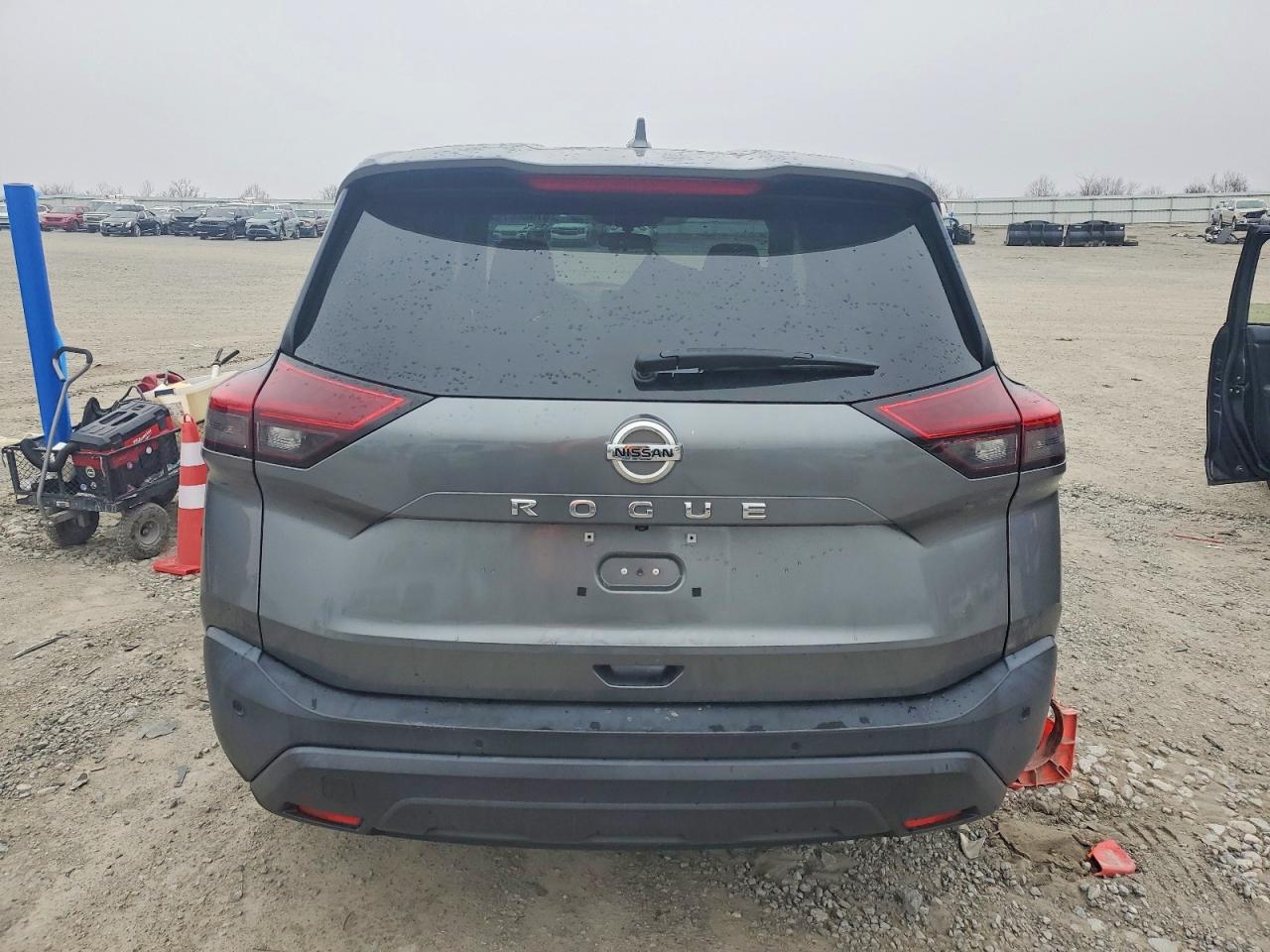 2021 NISSAN ROGUE S photo 6