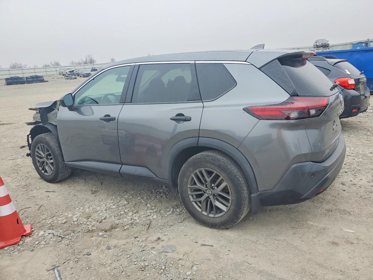 2021 NISSAN ROGUE S photo 2