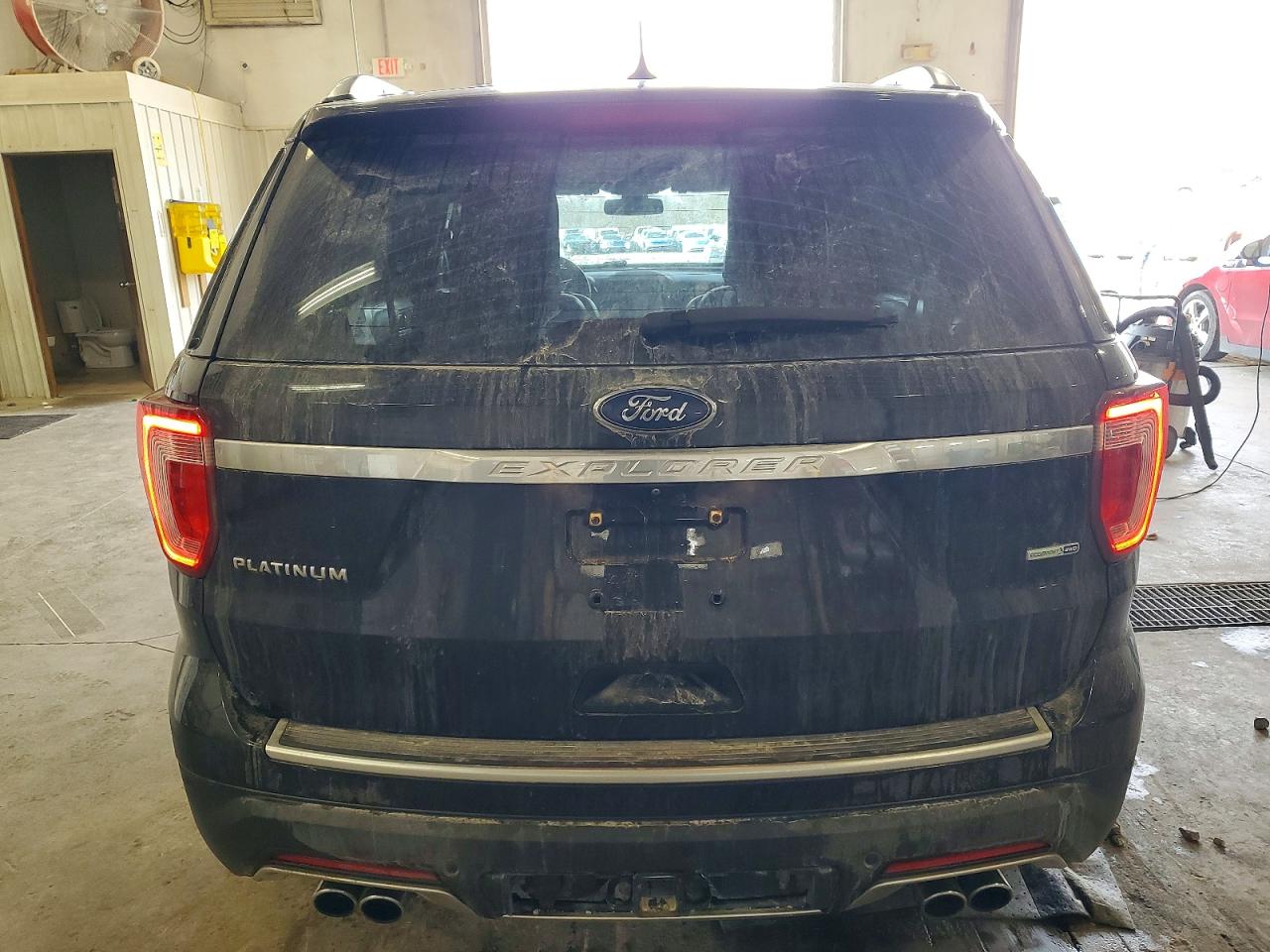 2018 FORD EXPLORER PLATINUM photo 6