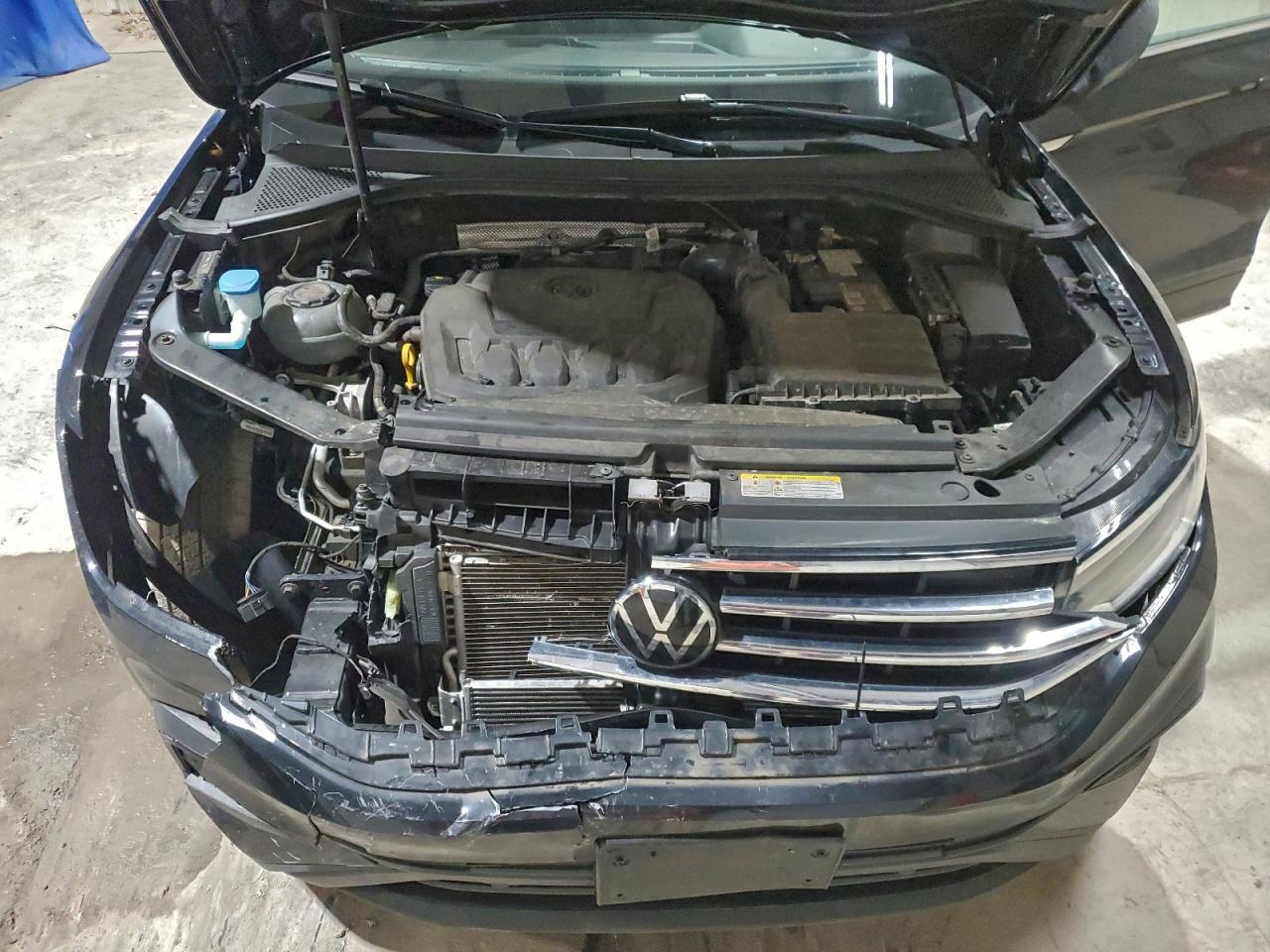 2024 VOLKSWAGEN TIGUAN SE photo 12