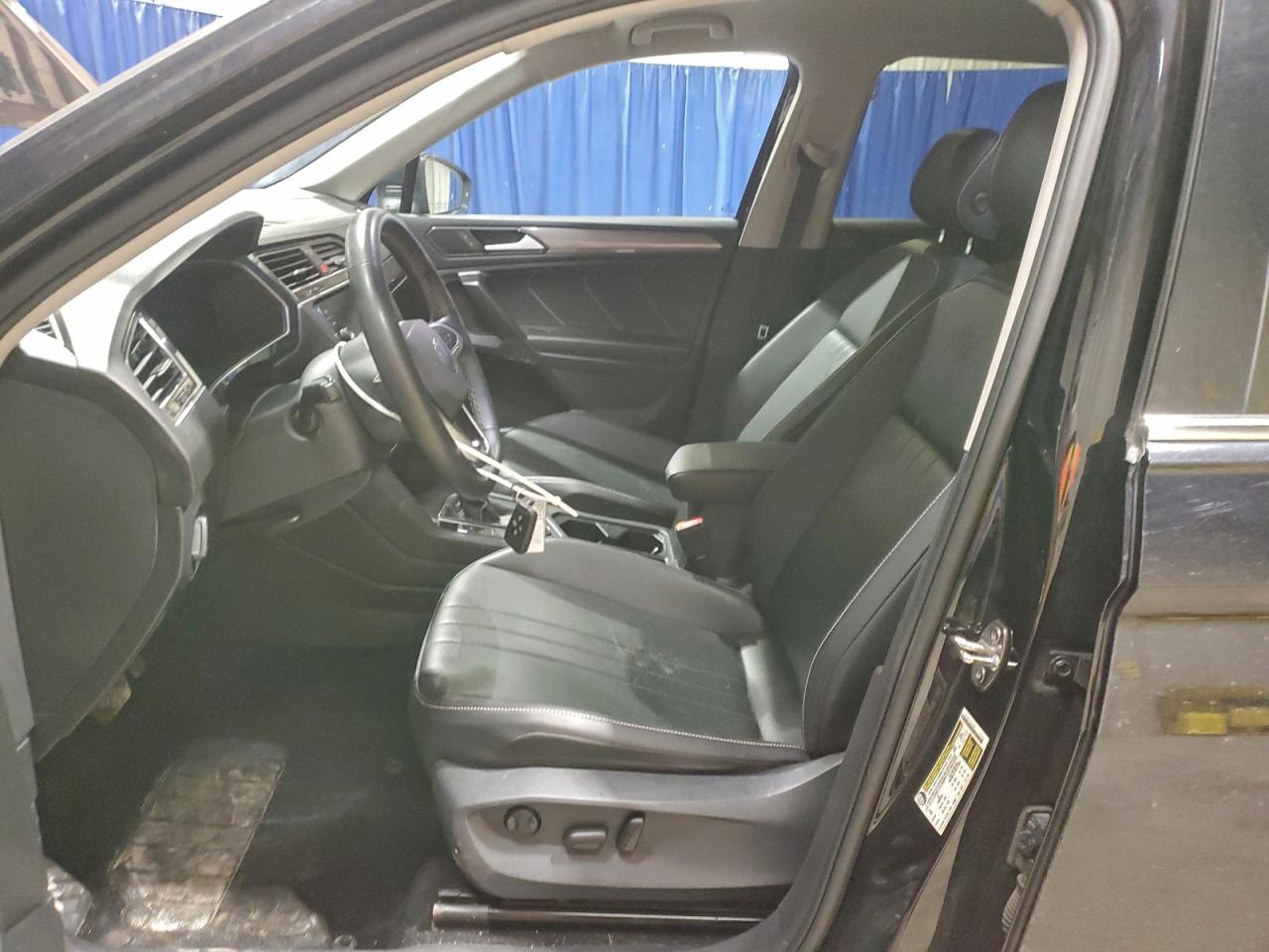 2024 VOLKSWAGEN TIGUAN SE photo 7